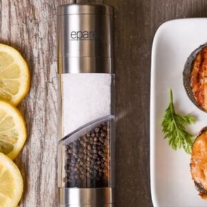 BRAND NEW - Eparé Dual Manual Mill 2-in-1 Salt & Pepper Grinder